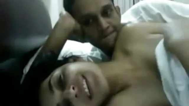 Pussy electrotimulasi bercinta hot CARA