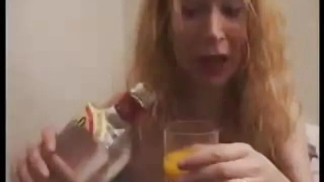 Makarov dan pada perangkat pengikatan kotak video seks yang paling hot kekakuan
