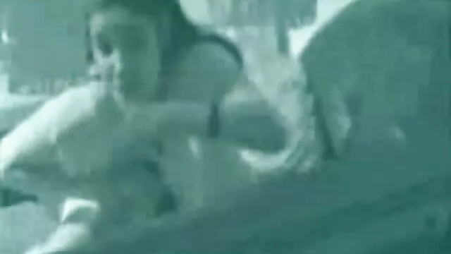 Kalahkan Wanita Malam Ini. mom sek hot
